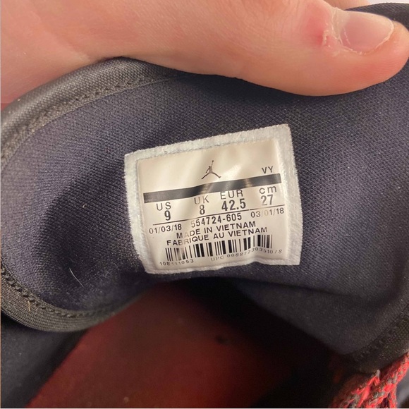 Jordan 1 Mid - Picture 7 of 9